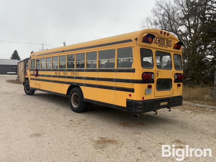 1987-chevrolet-bluebird-image-7