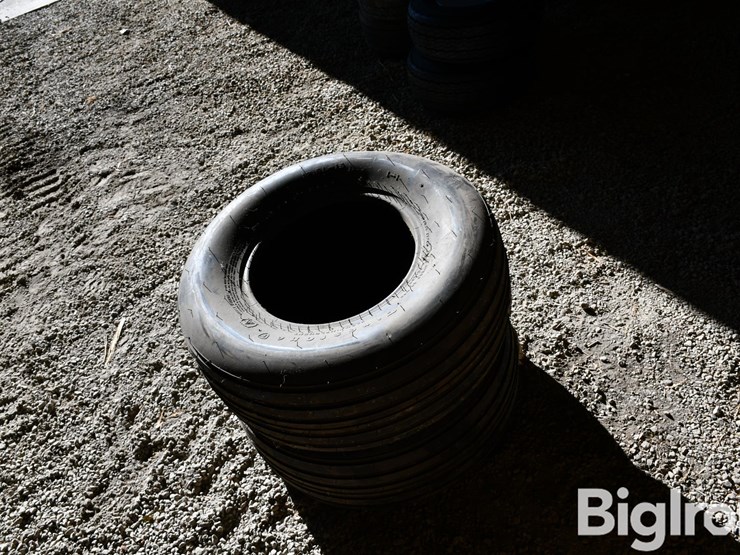 firestone-12.5l-15-tires-image-9