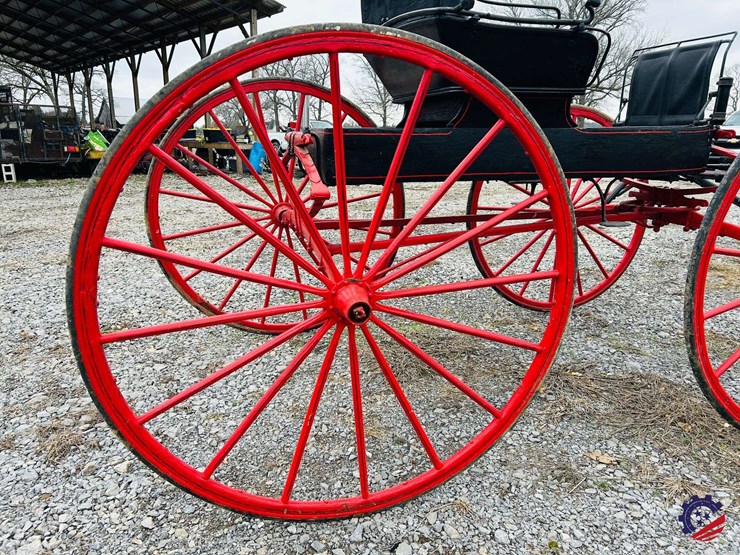 vintage-doctor’s-buggy-image-9