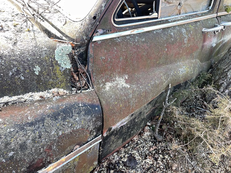 #13026-•-(1)-vintage-truck-and-(2)-vintage-cars-(no-title)-image-143