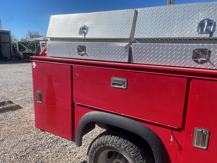 #1258-•-2011-chevrolet-3500hd-(peralta,-nm)-image-15