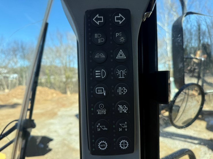 2012-caterpillar-950k-image-92