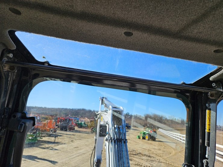 bobcat-e35i-image-36