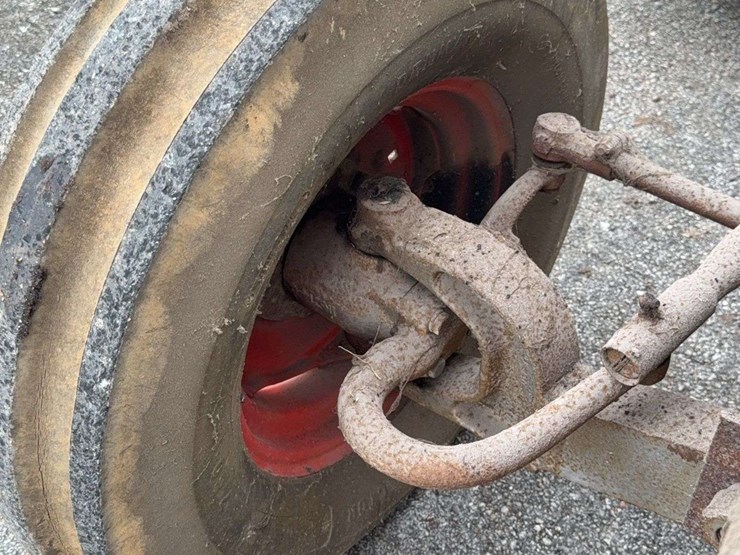 massey-ferguson-98-image-35