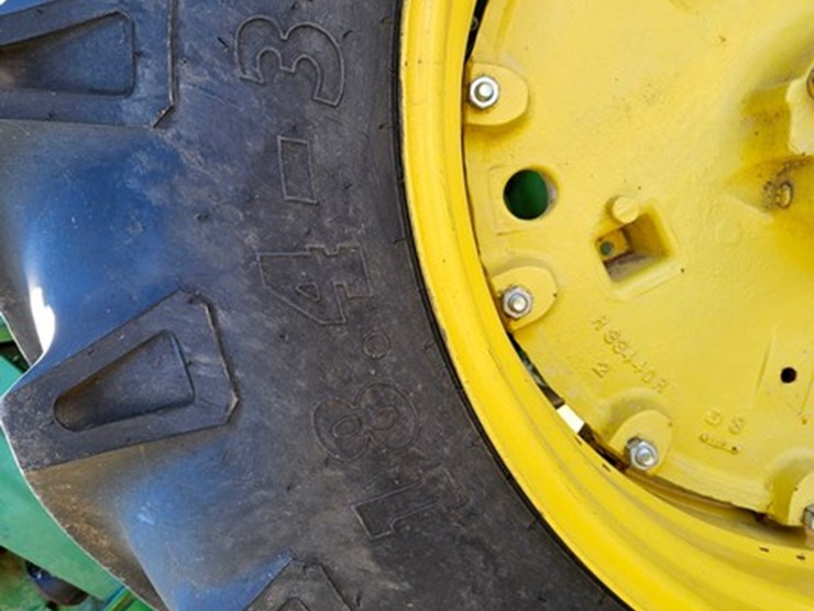 john-deere-4020-image-36