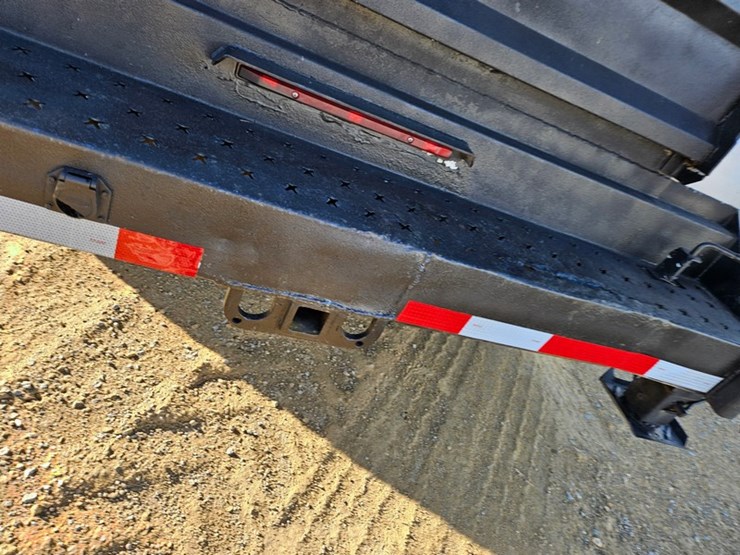 2012-ford-f550-image-16