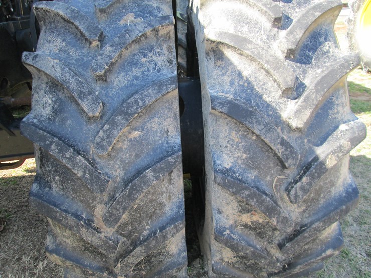 case-ih-magnum-305-image-22