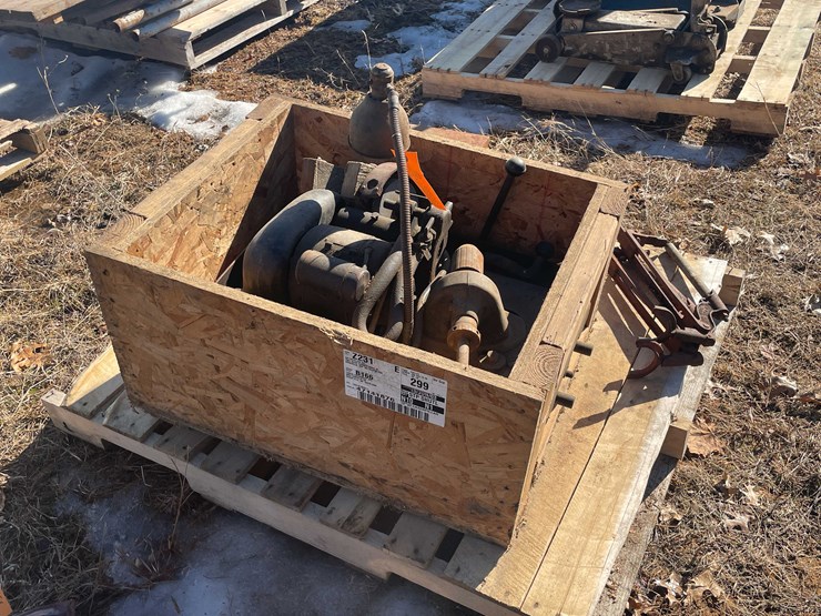 #13089-•-pallet-contents-image-2