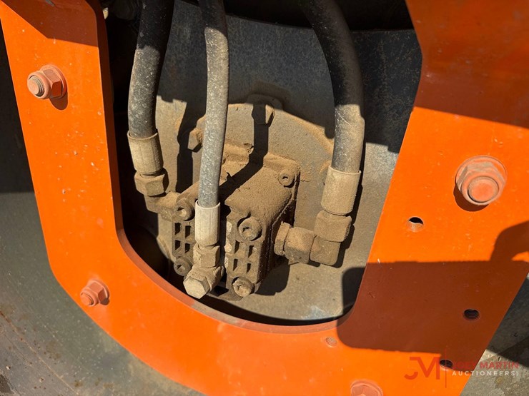 2010-hamm-hd12-image-14