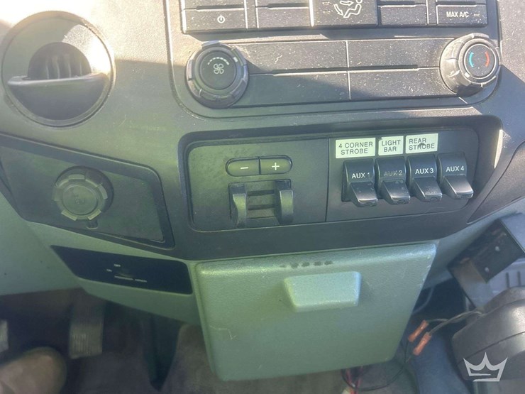 2013-ford-f450-image-33