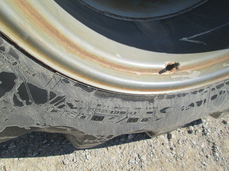 case-ih-magnum-305-image-15