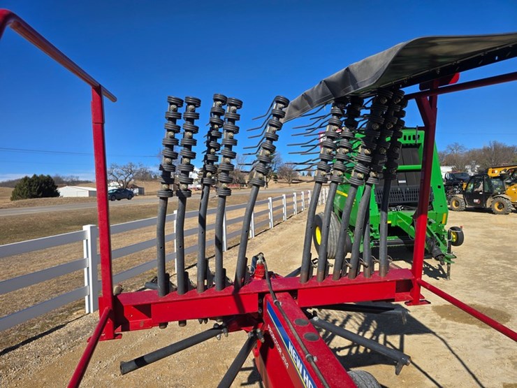 2015-new-holland-prorotor-3114-image-12