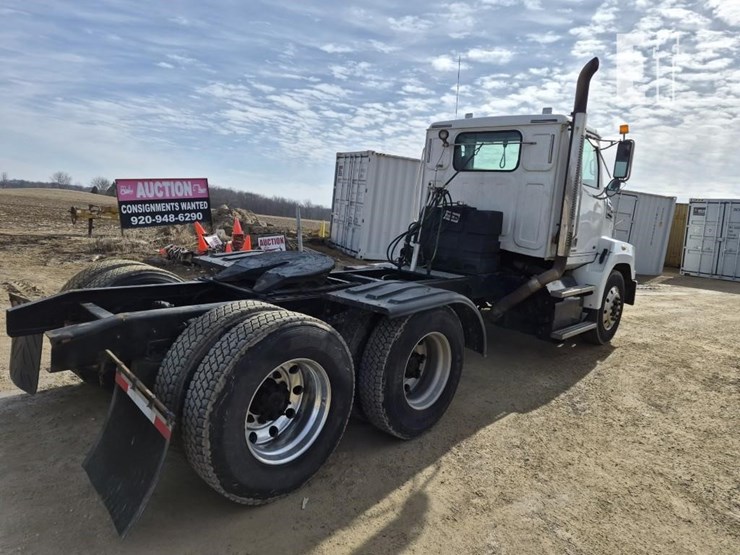 1994-western-star-semi-tractor-9209-image-5