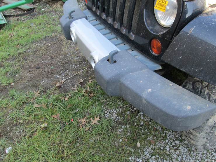 2010-jeep-wrangler-image-14