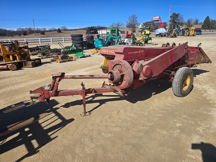 new-holland-273-image-1