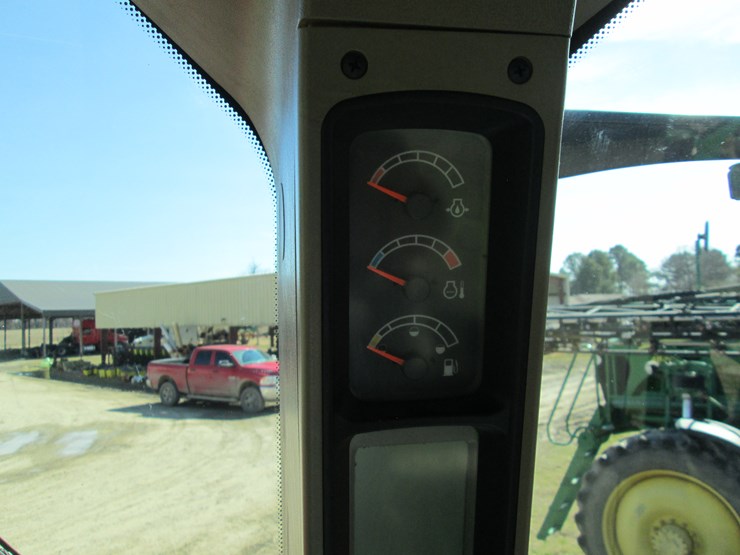 case-ih-magnum-305-image-49