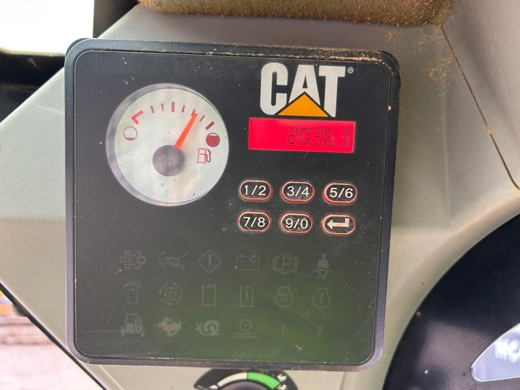 2016-caterpillar-259d-image-20