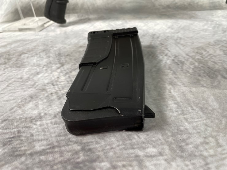 #3100-•-armsco-u-235-m22-12-ga.-semi-automatic-shotgun-sn:-41-h24yd-000092-(downing,-wi)-image-25