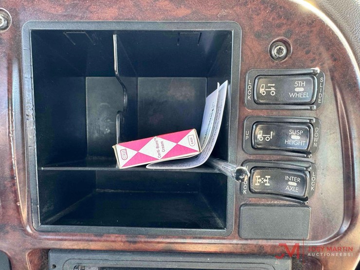 2007-mack-chn613-image-37