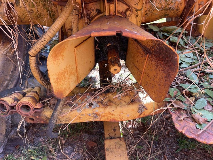 minneapolis-moline-image-32