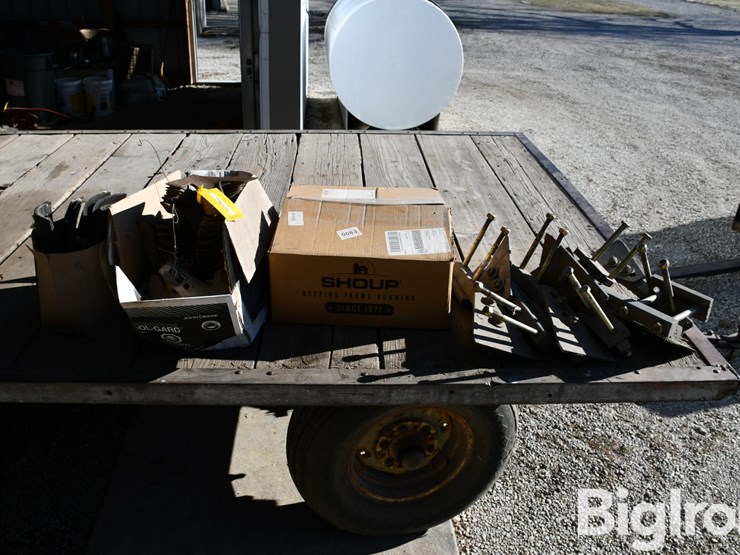 lot-of-farm-support-image-2