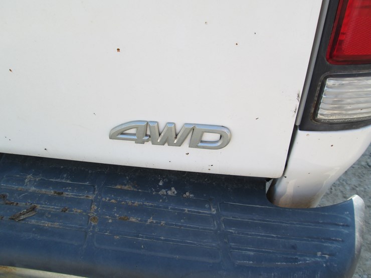 2000-toyota-tundra-image-11