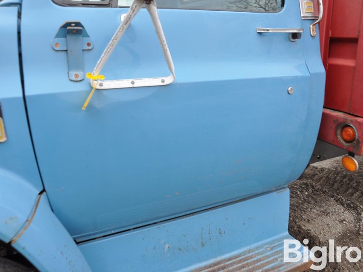 1975-chevrolet-c60-image-12