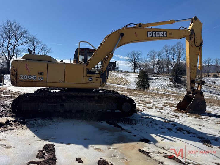 2002-deere-200c-lc-image-5