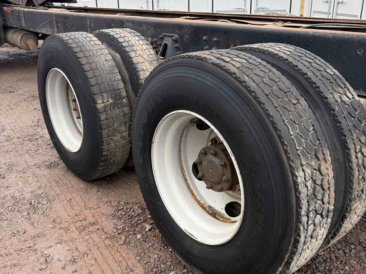 1998-chevrolet-t7500-image-7