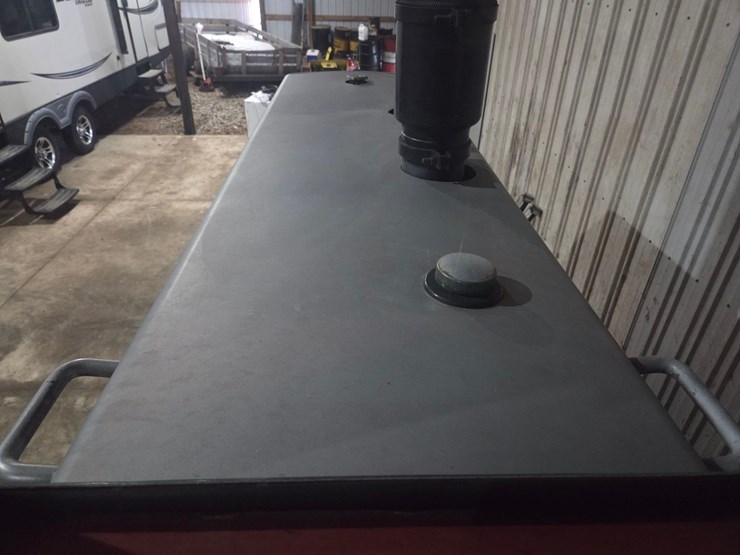 1979-white-2-155-image-52