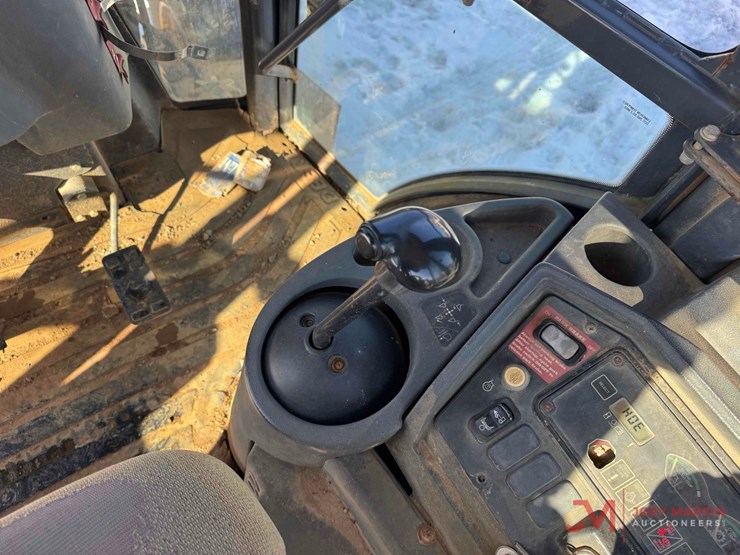 deere-310sg-image-31