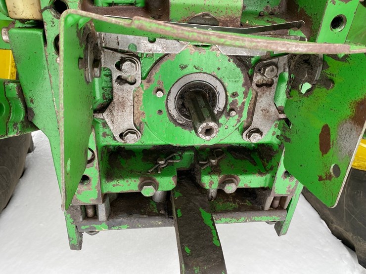 john-deere-6310-image-21