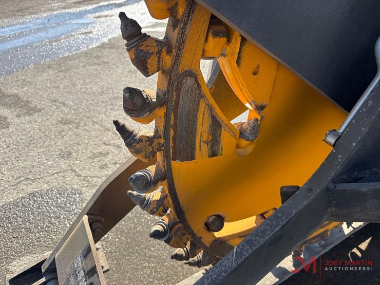 erskine-24hdrs-heavy-duty-rock-saw-skid-steer-attachment-image-6