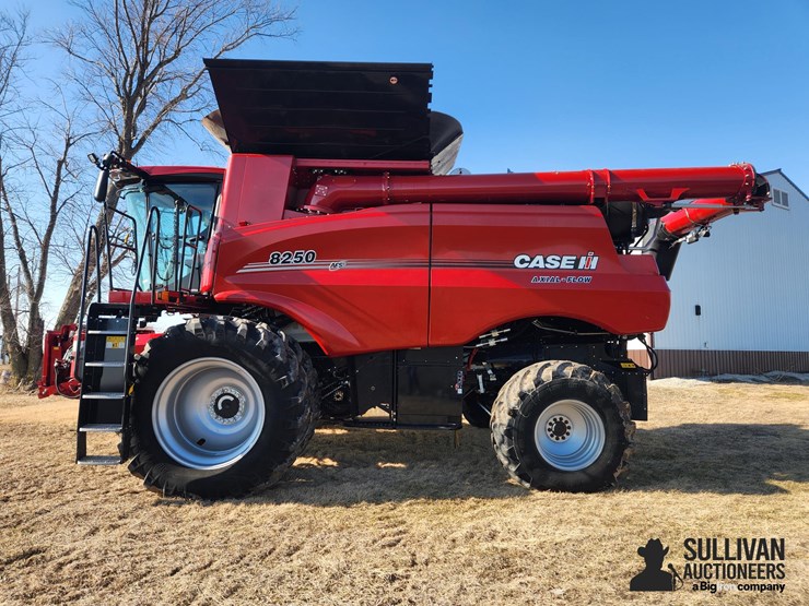2019-case-ih-8250-image-8