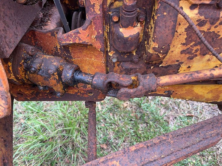 minneapolis-moline-445-image-67