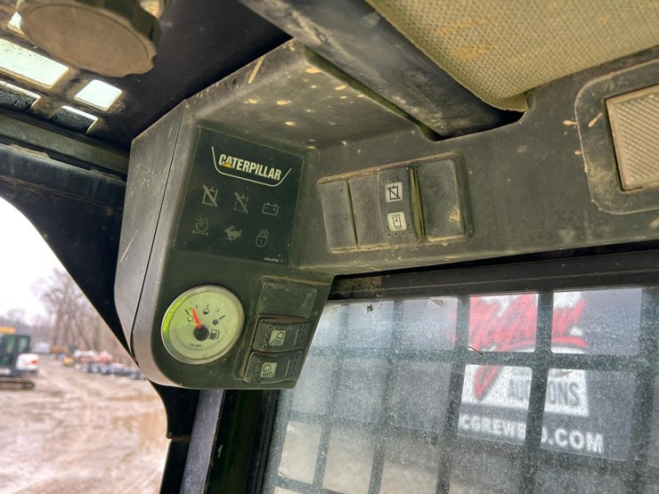 caterpillar-277b-image-27