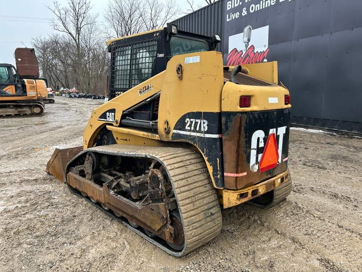 caterpillar-277b-image-2