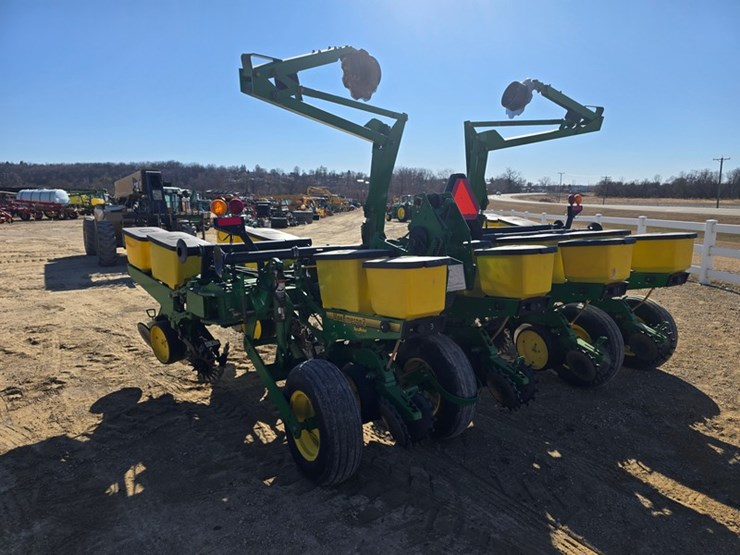 john-deere-1760-image-3