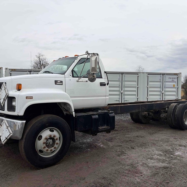 1998 CHEVROLET T7500