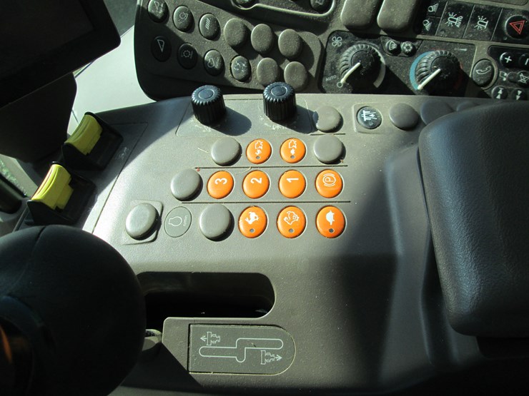 john-deere-s670-image-69