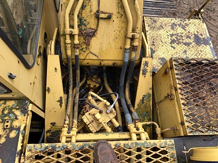 caterpillar-el180-image-43