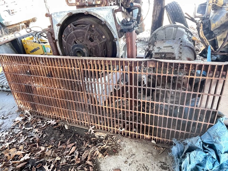 #13058-•-metal-grate-image-1