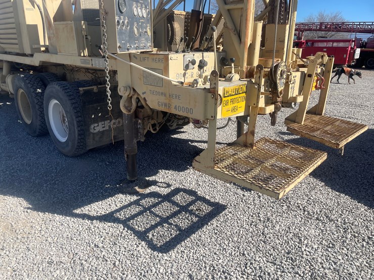 #1171-•-1989-international-george-failing-lp12,-model-f1954,-6x6-(peralta,-nm)-image-32