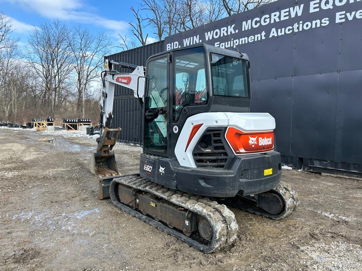 2021-bobcat-e60-image-2