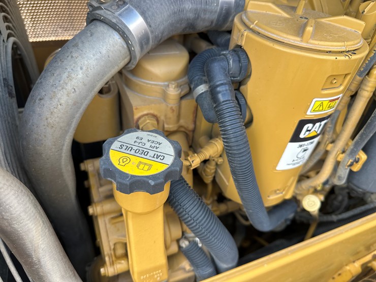 caterpillar-d5k-image-35