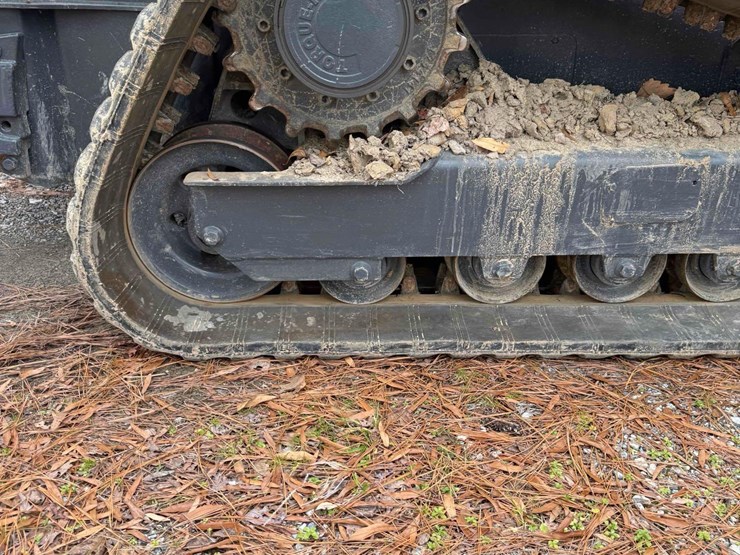 2016-deere-333e-image-6