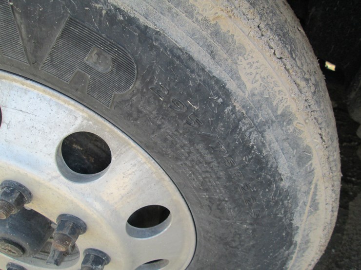 2017-international-prostar-image-14