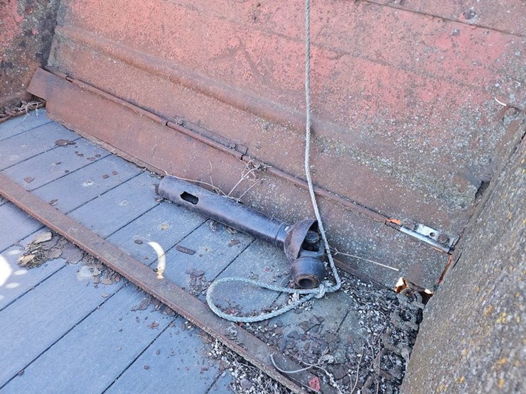 new-holland-185-image-15