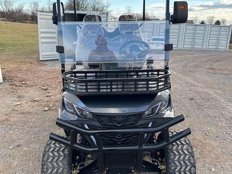 unused-irgc80-battery-powered-golf-cart-image-2