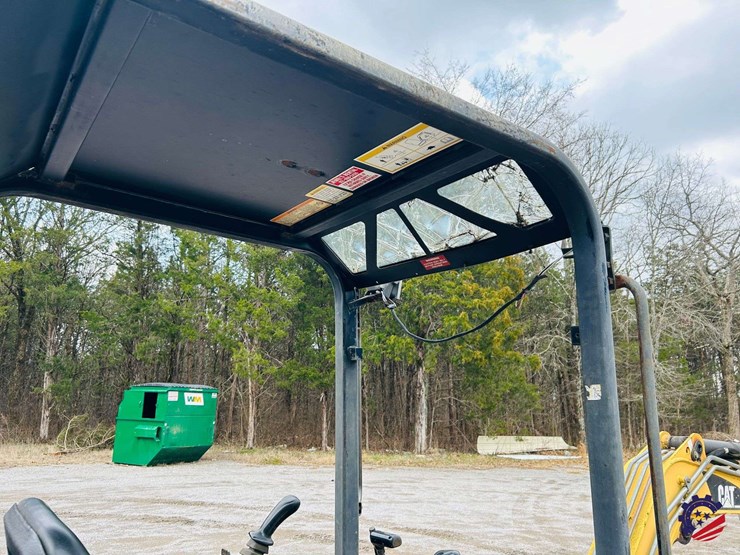 2002-caterpillar-301.5-image-61